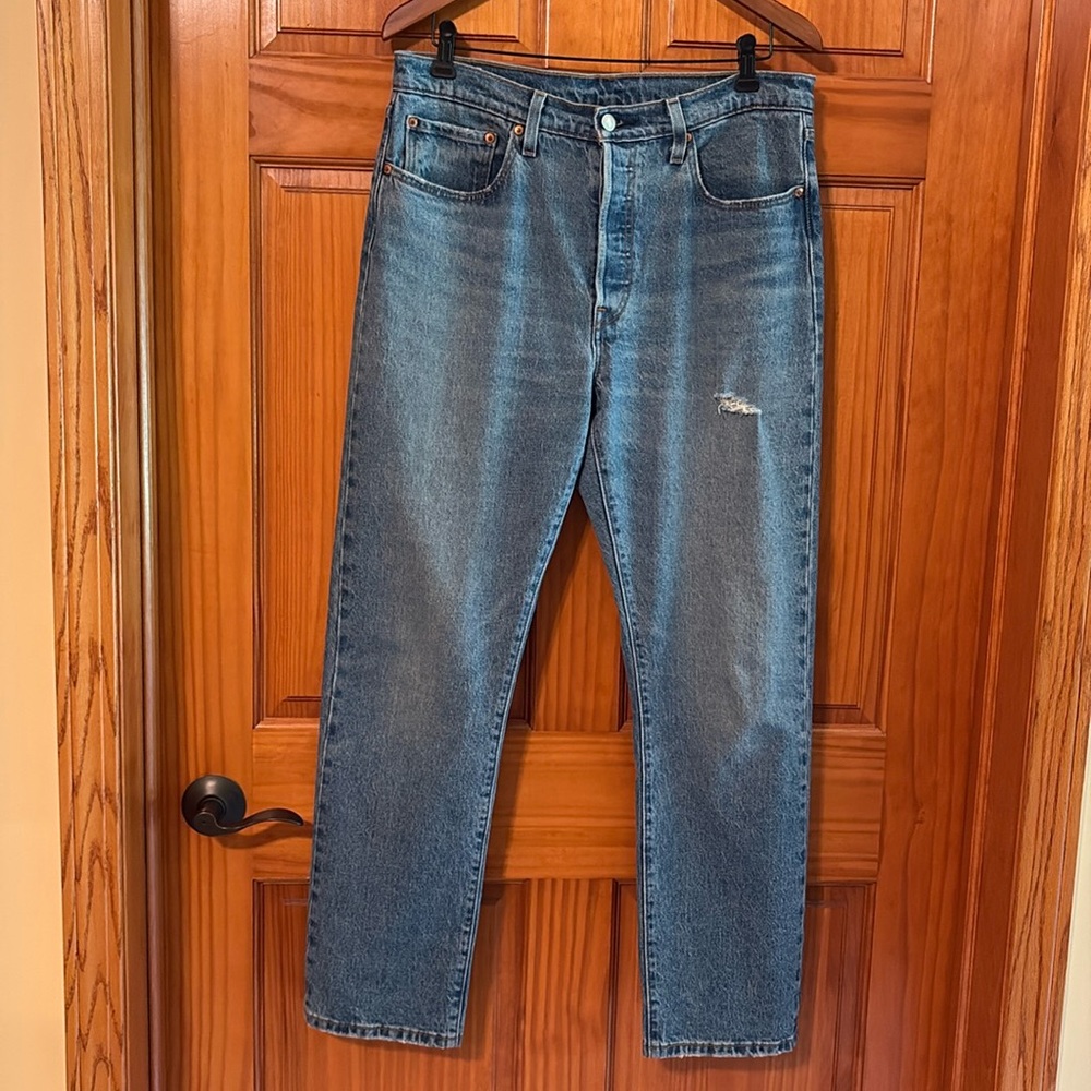 Levi's 501 women' jeans
